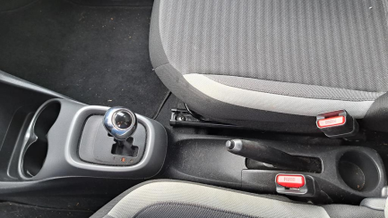 Zdjęcie przedmiotu: Toyota Aygo 1.0 E6 x-play Aut.