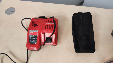 Zdjęcie przedmiotu: Занурювальна пилка Milwaukee M18 FPS55-0P