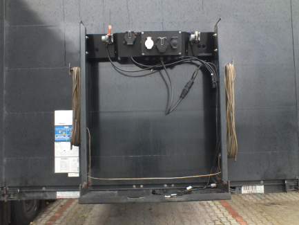 Zdjęcie przedmiotu: KOGEL S24-1 curtain semi-trailer