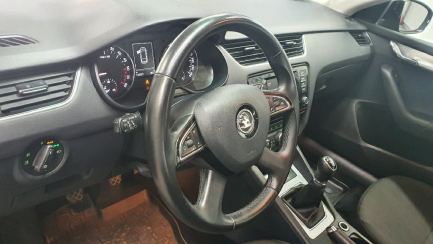 Zdjęcie przedmiotu: SKODA, Octavia III Kombi 13-17, 2.0 TDI Elegance