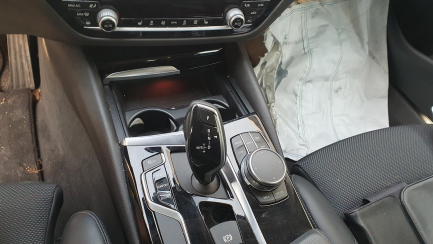 Zdjęcie przedmiotu: BMW, Seria 5 [G30/F90] 16-20, 525d Sport Line sport-aut