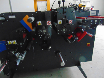 Zdjęcie przedmiotu: MASZYNA SZTANCUJĄCA TECH-WASH ROTARY 250 Plus 250x2S