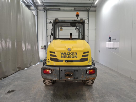 Zdjęcie przedmiotu: Przegubowa ładowarka kołowa WACKER NEUSON WL54