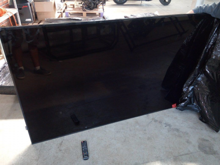 Zdjęcie przedmiotu: PACKAGE AUCTION Multimedia set (TV sets, tablets, cameras)