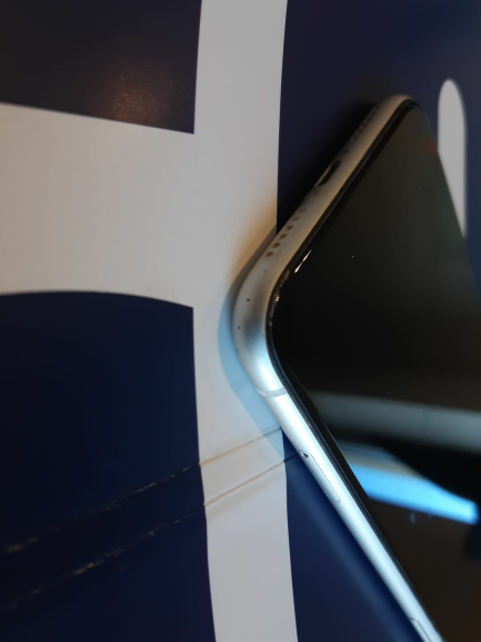 Zdjęcie przedmiotu: Telefon / Smartfon Apple iPhone 11, 64 GB biały, kod producenta MWLU2PM/A