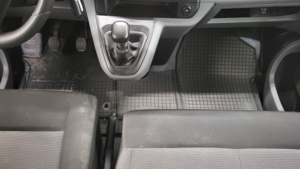 Zdjęcie przedmiotu: Citroen JUMPY Kombi 1.5 BlueHDi M 2,8t