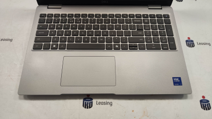 Zdjęcie przedmiotu: Notebook / Laptop Dell Precision 3590 N002P3590EMEA_VP - Core Ultra 7 155H/15.6" FHD IPS/RAM 32GB/512GB/RTX 500 Ada/Grey/Win 11 Pro/3OS ProSupport NBD