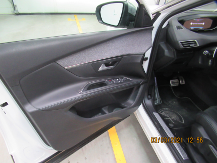 Zdjęcie przedmiotu: Peugeot 5008 2.0 HDI MR`17 E6