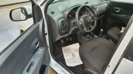 Zdjęcie przedmiotu: Dacia Lodgy 1.6 SCe Laureate S&S
