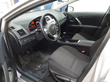 Zdjęcie przedmiotu: Toyota Avensis 2.0 D-4D Active