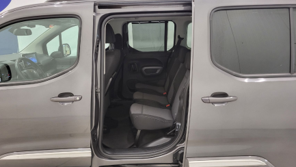 Zdjęcie przedmiotu: Toyota Proace City Verso 1.2 D-4T Family