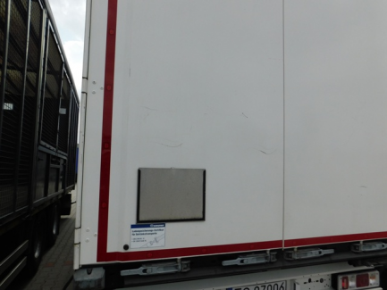 Zdjęcie przedmiotu: KRONE SD Curtain semitrailer