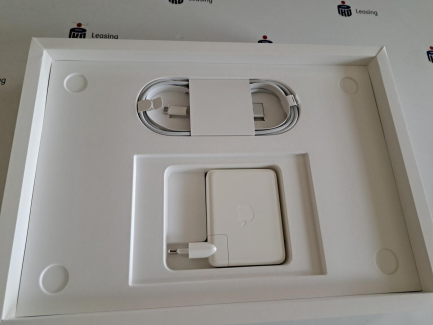 Zdjęcie przedmiotu: Apple MacBook Pro 16'' M1 Pro (10-core CPU)/32GB/512GB SSD/GPU M1 Pro (16-core) (Silver) [Manufacturer Code: Z14Y0001K] + Green Cell 8858X T54FJ Battery Dell Latitude E5520 E5420 E6420 E6430 E6520 E6530 (DE04)