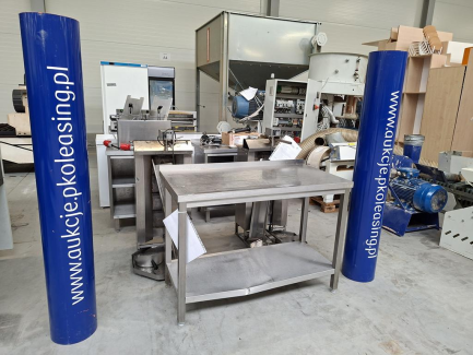 Zdjęcie przedmiotu: A set of catering equipment