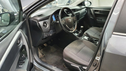 Zdjęcie przedmiotu: Toyota Corolla 1.6 Comfort + LPG