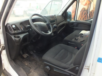 Zdjęcie przedmiotu: Iveco Daily 35C15 V L (19,6m3) Euro 5