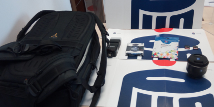 Zdjęcie przedmiotu: Photographic equipment set (CARL ZEISS Batis 25 mm f / 2 / Sony E lens, MARUMI Fit filter + Slim Protect 62mm, QUADRALITE Stroboss 36 Sony lamp, LOWEPRO ProTactic BP 450 AW II backpack, SANDISC 64GB memory cards)