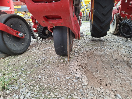 Zdjęcie przedmiotu: Siewnik punktowy VADERSTAD TEMPO T6 (TPT 6)