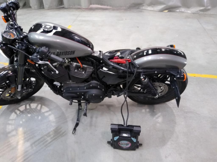 Zdjęcie przedmiotu: Harley Davidson Sportster Roadster