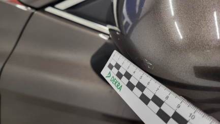 Zdjęcie przedmiotu: Toyota Camry 2.5 Hybrid Executive CVT Oświadczenie o utracie DR