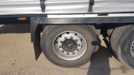 Zdjęcie przedmiotu: KRONE PROFI LINER SDP27 curtain semi-trailer