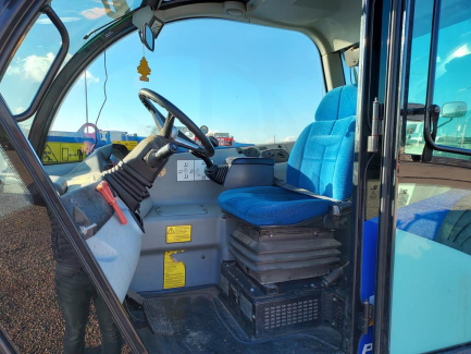 Zdjęcie przedmiotu: NEW HOLLAND LM 5040 telehandler