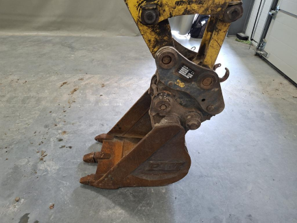 Zdjęcie przedmiotu: Minikoparka gąsienicowa KOMATSU PC55MR-5E0