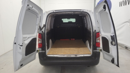 Zdjęcie przedmiotu: Opel Combo Basic E Cargo