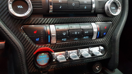 Zdjęcie przedmiotu: Ford Mustang Fastback 5.0 V8 GT aut