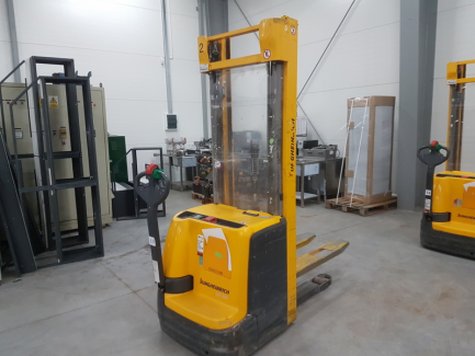 Zdjęcie przedmiotu: W&oacute;zek widłowy Jungheirich EJC214 115 535 DZ 