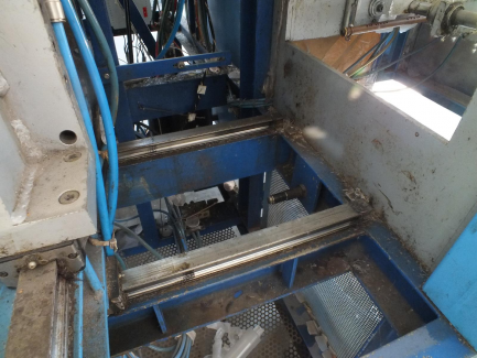 Zdjęcie przedmiotu: GENERAL PLASTICS GB-P50T GB-P50T pneumatic bottler