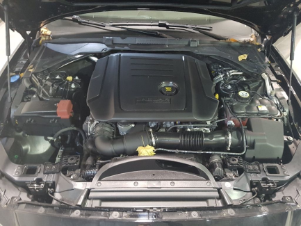 Zdjęcie przedmiotu: Jaguar Xf