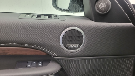 Zdjęcie przedmiotu: LAND ROVER Discovery V 3.0 D300 mHEV R-Dynamic HSE