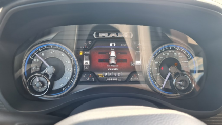 Zdjęcie przedmiotu: Dodge Ram 1500 5.7 4x4