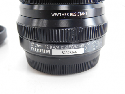 Zdjęcie przedmiotu: Camera with Fuji Film Corporation lens: body - XT3 / lens - XF35mmF2 R WR
