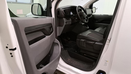 Zdjęcie przedmiotu: Toyota ProAce 2.0 CRD Long Active E6.2 3.1t