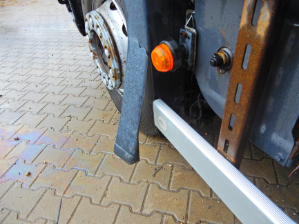 Zdjęcie przedmiotu: AUCTION OF THE DAY Volvo FH 16 700 6x4 Globetrotter Euro 5 with BERGS FOGEN timber body with JONSERED 1080 crane