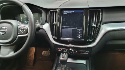 Zdjęcie przedmiotu: Volvo XC60 D4 SCR Momentum aut