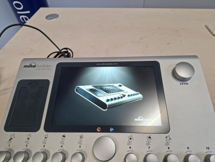 Zdjęcie przedmiotu: Пристрій для електростимуляції м'язів MIHA BODYTEC II
