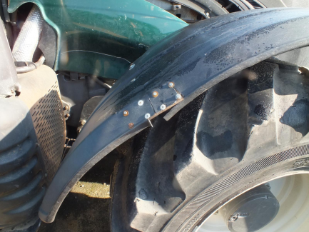 Zdjęcie przedmiotu: VALTRA T213 VERSU agricultural tractor