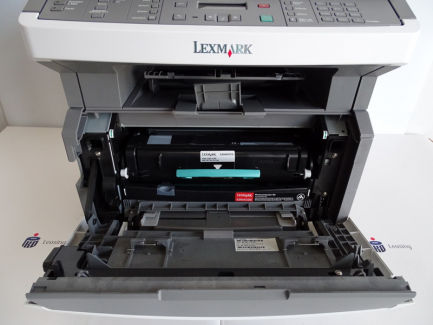 Zdjęcie przedmiotu: LEXMARK XM1140 laser printer
