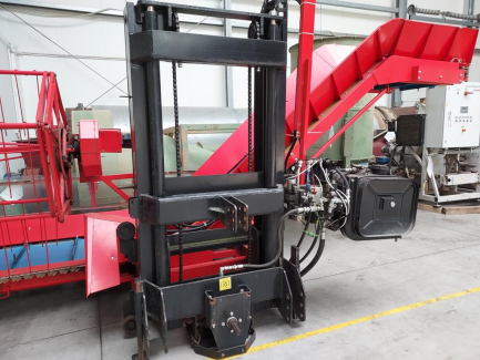 Zdjęcie przedmiotu: Maszyna do zbioru kwiatostanu konopii MMiUR MDK 2,7G