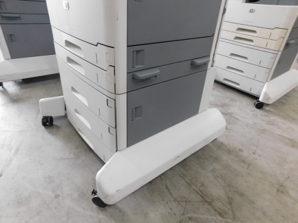 Zdjęcie przedmiotu: Hewlett-Packard (HP) LaserJet M5035 MFP laser multifunction printer
