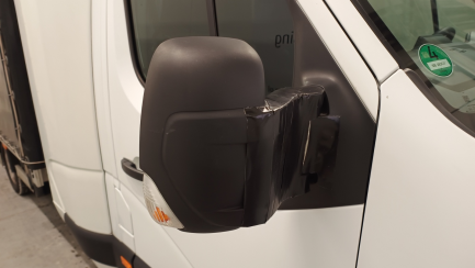 Zdjęcie przedmiotu: Renault Master FWD 2.3 dCi L3H1 Pack Clim S&S+E E6 3.5t