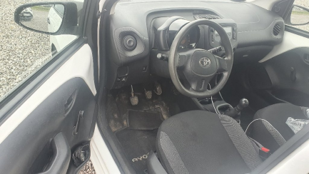 Zdjęcie przedmiotu: Toyota Aygo 1.0 VVT-i X