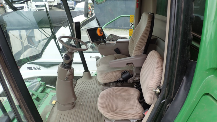 Zdjęcie przedmiotu: JOHN DEERE T660 T600 harvester with HEDER 625R / 625R