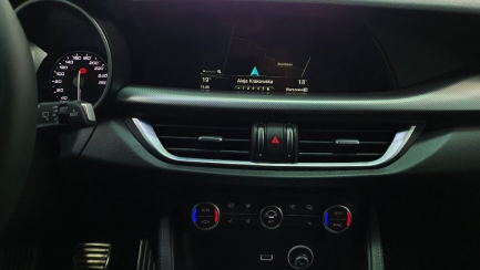 Zdjęcie przedmiotu: ALFA ROMEO Stelvio Combi