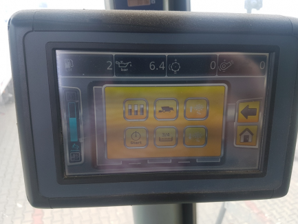 Zdjęcie przedmiotu: Kombajn Zbożowy John Deere W 330 Z HEDEREM I STOŁEM DO RZEPAKU