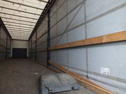 Zdjęcie przedmiotu: WIELTON NS3K curtain semi-trailer