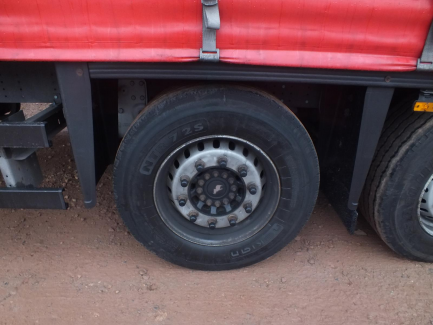 Zdjęcie przedmiotu: SCHMITZ SCB * S3T curtain semi-trailer